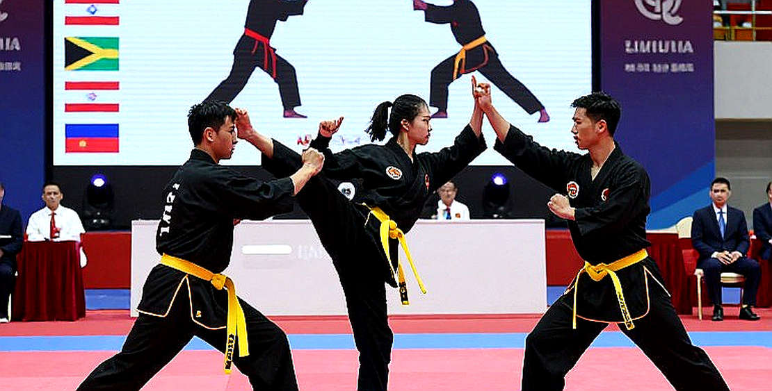 Raoni Barcelos 'ổn' sau đêm nằm cáng: Lời trấn an không bao giờ là chẩn đoán cuối cùng