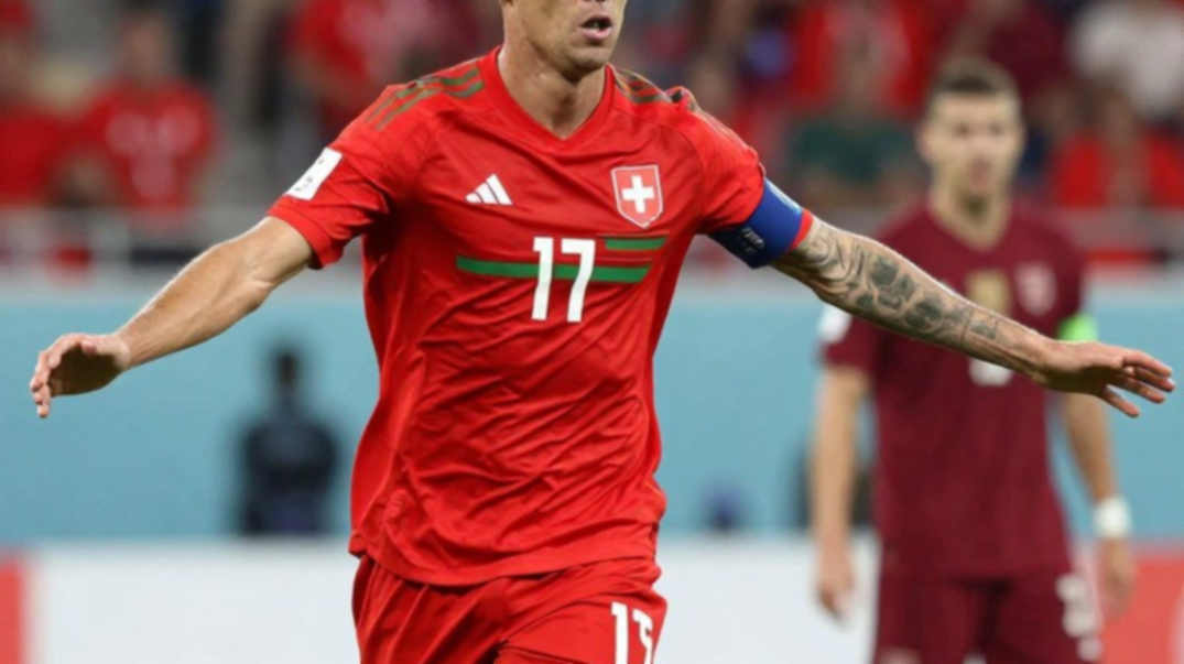 Nghịch lý chuyển nhượng V.League 2026: Khi 'hợp đồng không chết ở phòng ký kết, nó chết ở điều khoản mà chúng ta xem nhẹ'