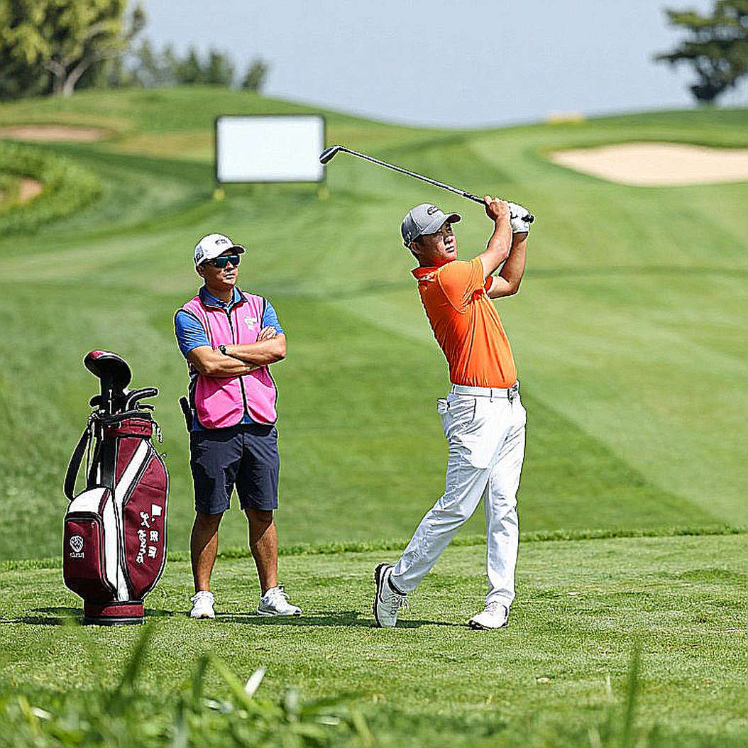 Khi dữ liệu im lặng: Báo cáo phân tích golf trả về tám chiều N/A và chuẩn mực xử lý null mà làng thể thao cần học